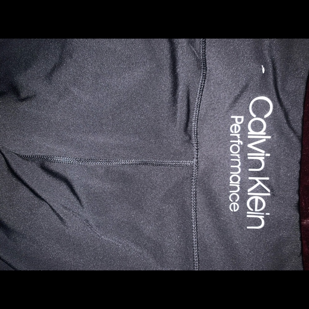 Calvin klien leggings.